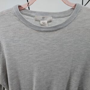 H&M Gray Crewneck Sweatshirt